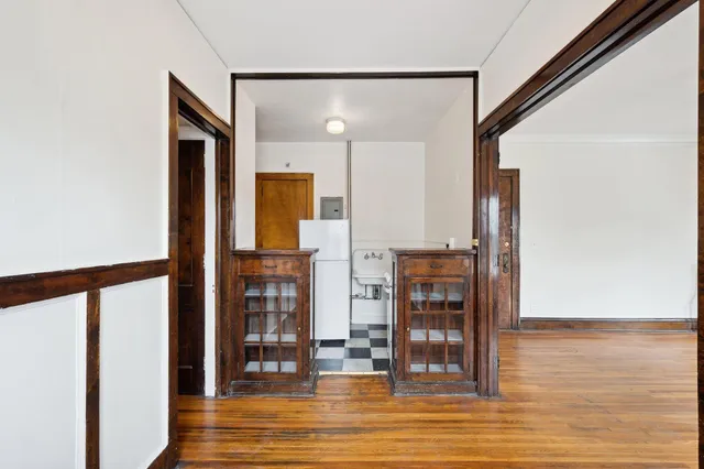 $990 | 1910 1st Avenue South, Unit 1, Minneapolis, MN 55403