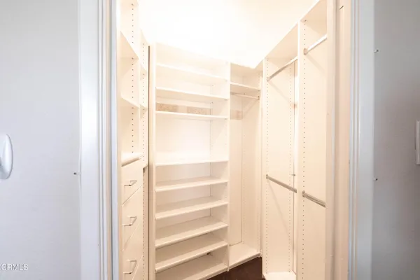 a picture of city view