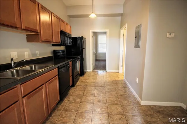 $449,999 | 225-229 Steins Street, St. Louis, MO 63111