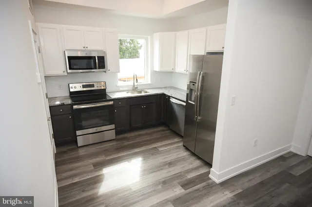 $1,475 | 6162 Ridge Avenue, Unit 202, Philadelphia, PA 19128