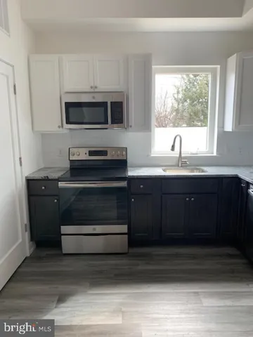 $1,475 | 6162 Ridge Avenue, Unit 202, Philadelphia, PA 19128