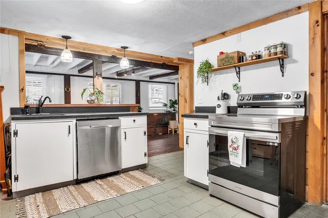 $499,000 | 95 Breakheart Hill Road, West Greenwich, RI 02817