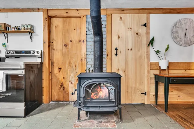 $499,000 | 95 Breakheart Hill Road, West Greenwich, RI 02817