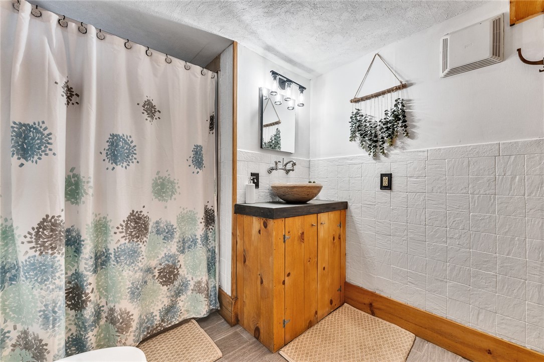 95 Breakheart Hill Road West Greenwich, RI 02817 - Photo 16 of 42