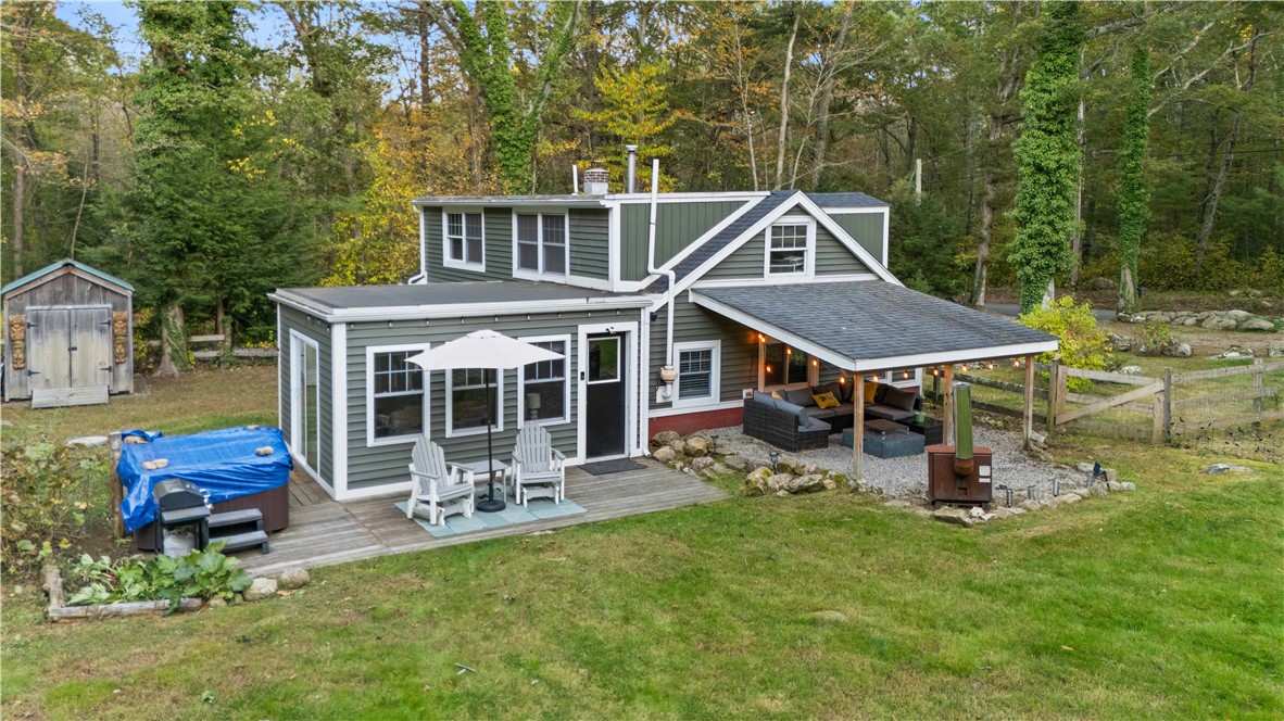 95 Breakheart Hill Road West Greenwich, RI 02817 - Photo 2 of 42