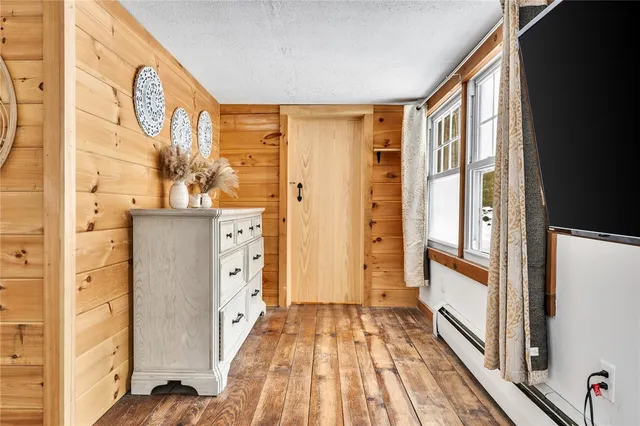 $499,000 | 95 Breakheart Hill Road, West Greenwich, RI 02817