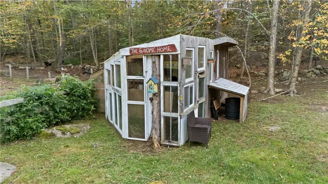 $499,000 | 95 Breakheart Hill Road, West Greenwich, RI 02817