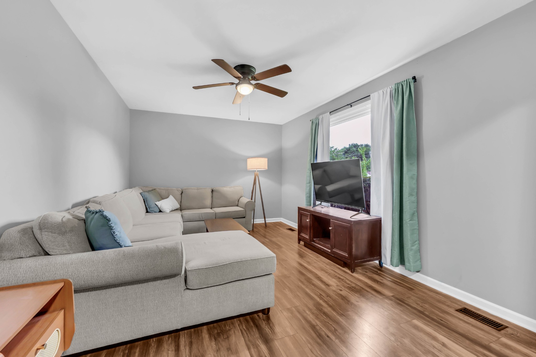 3056 Williamsburg Road Clarksville, TN 37043 - Photo 8 of 34