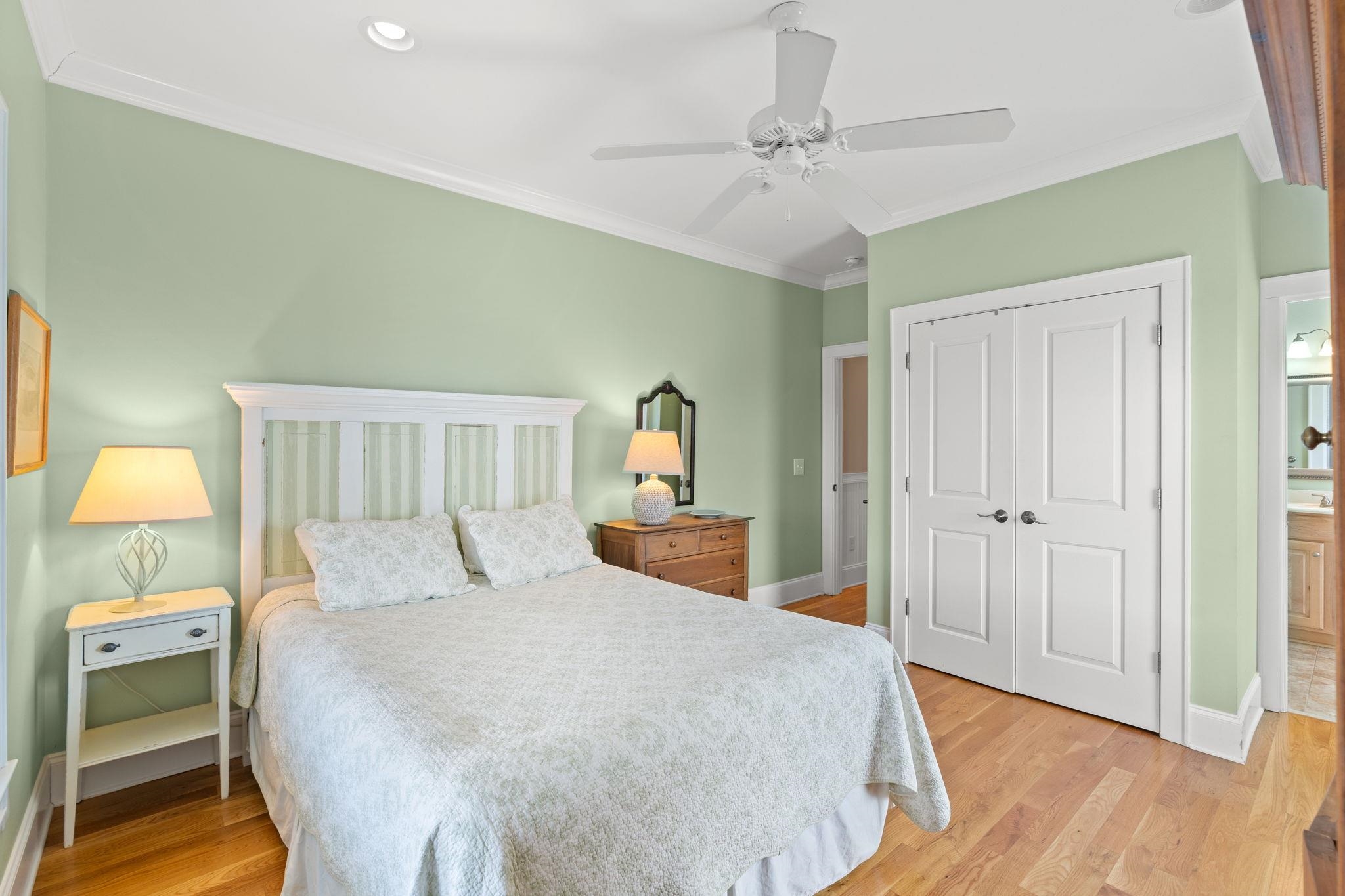 187 Myrtle Avenue Pawleys Island, SC 29585 - Photo 29 of 43 Bedroom