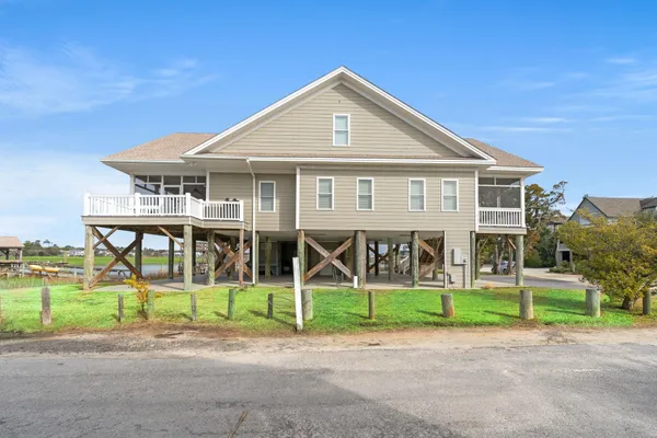 $2,600,000 | 187 Myrtle Avenue, Pawleys Island, SC 29585