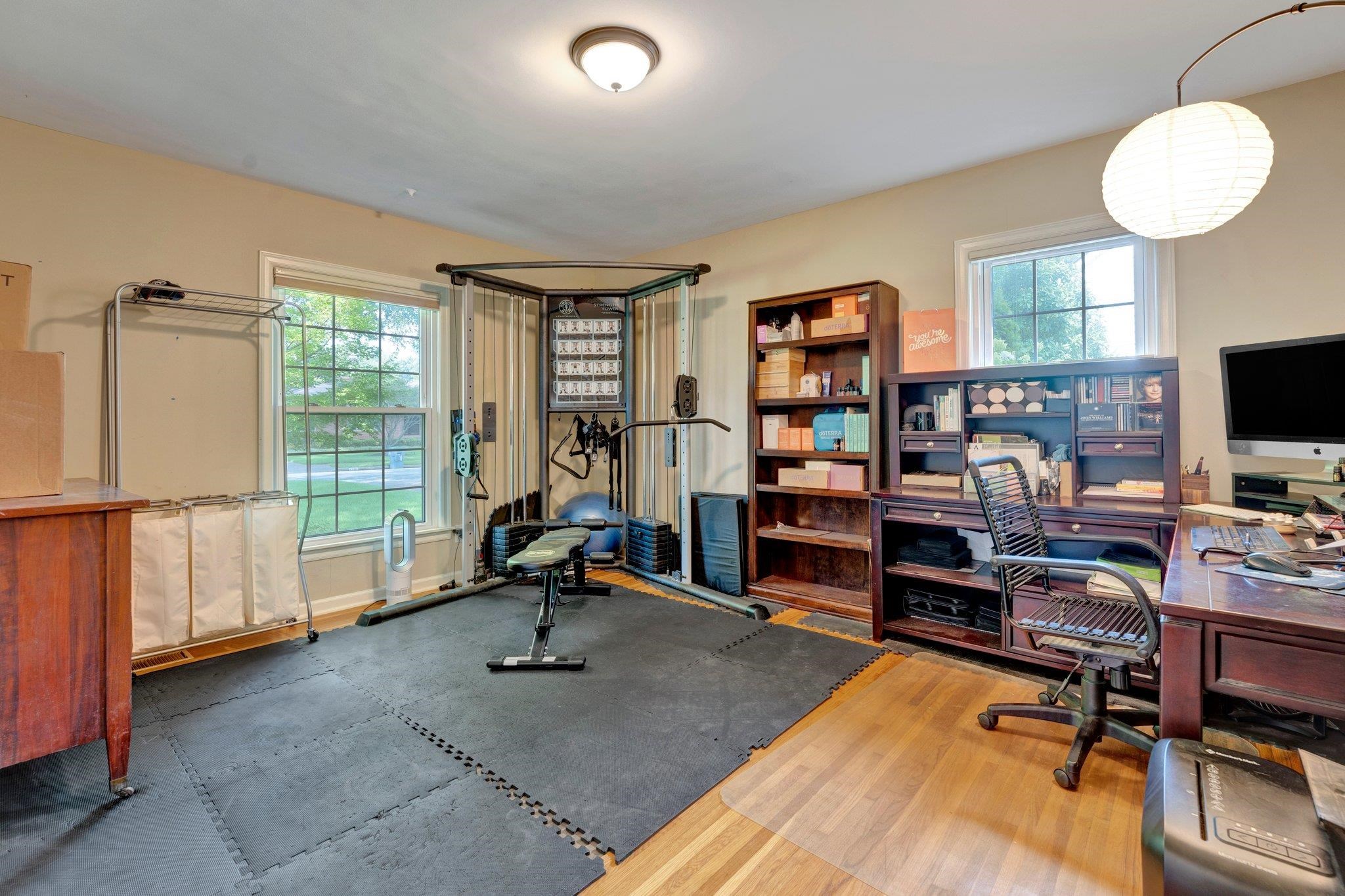 4317 Burgundy Road Memphis, TN 38111 - Photo 22 of 33 Downstairs
