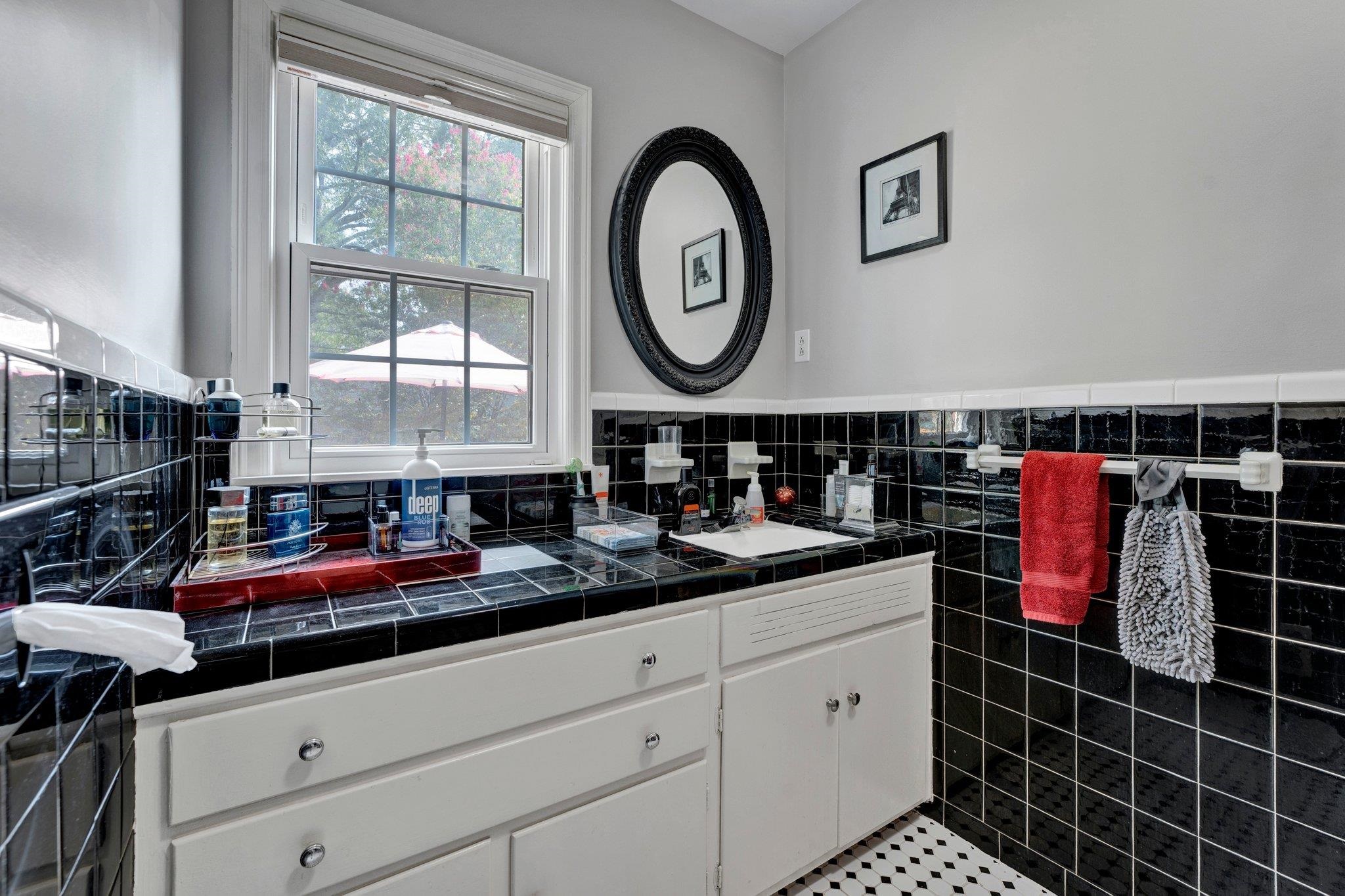 4317 Burgundy Road Memphis, TN 38111 - Photo 24 of 33 Check out the PRISTINE ORIGINAL BLACK AND WHITE TILE!