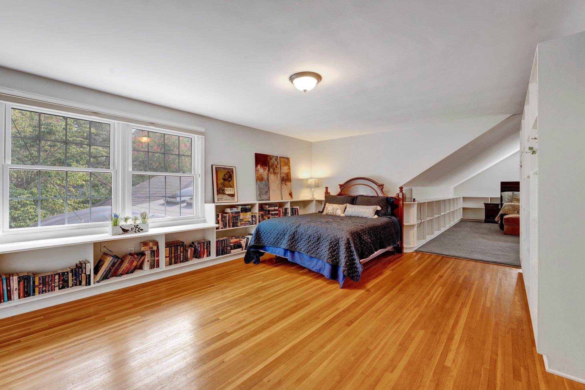4317 Burgundy Road Memphis, TN 38111 - Photo 28 of 33 HUGE SPACE!!! Sellers used this as a very successful AirBnB space. You will love all of the built ins and natural light.