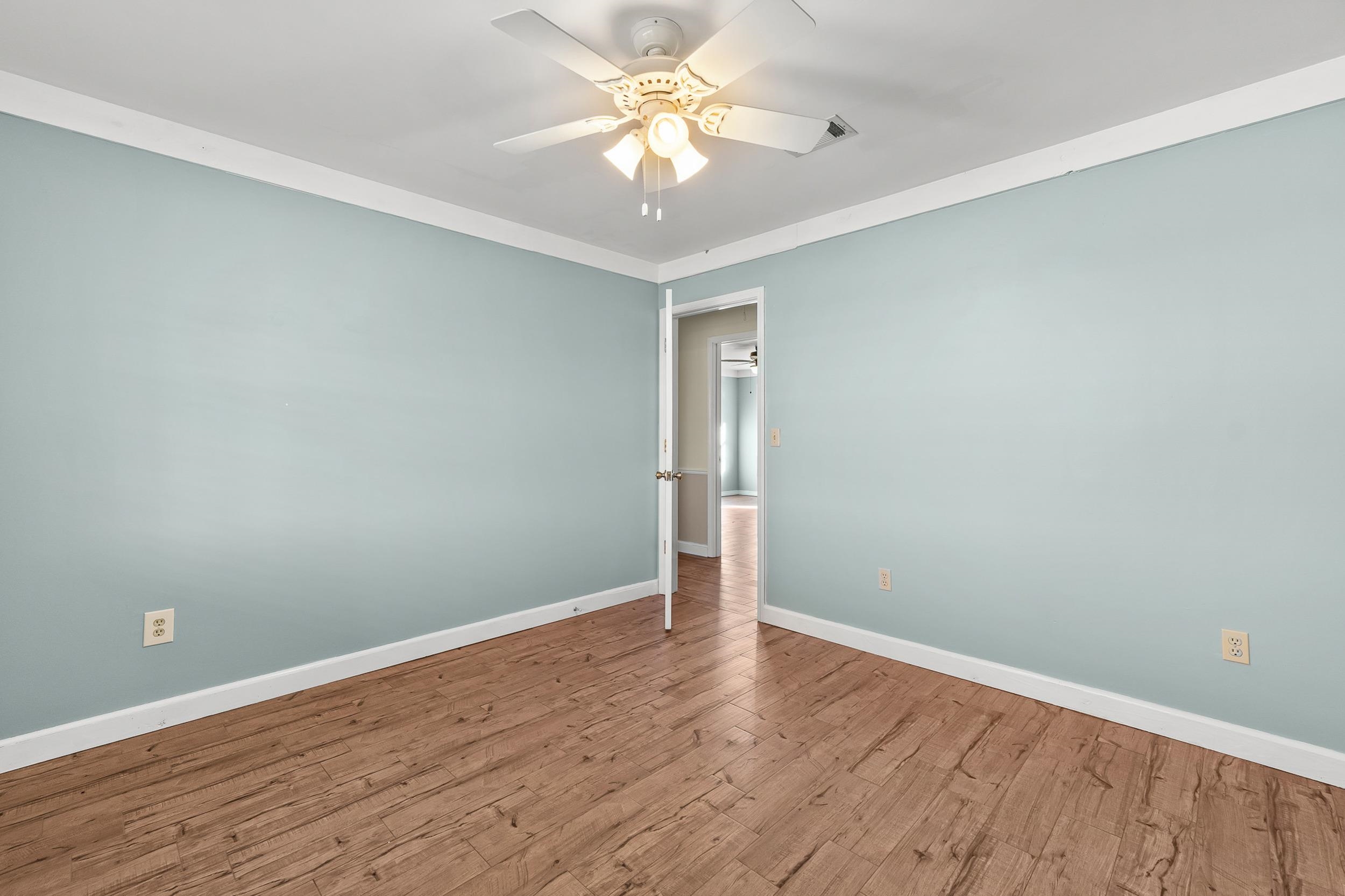 49 Cr 178 Road Iuka, MS 38852 - Photo 20 of 32 wooden floor in an empty room