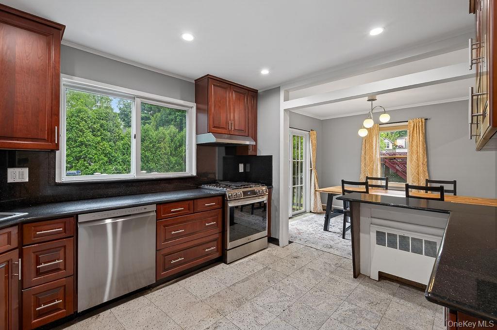 36 Heather Dell Road Ardsley, NY 10502 - Photo 10 of 44