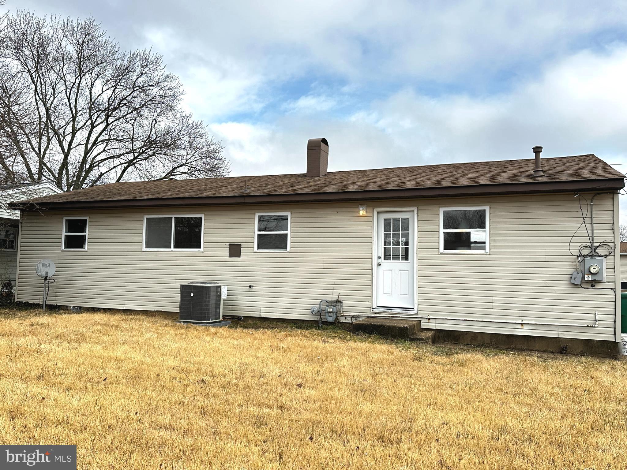 386 David Hall Road Dover, DE 19904 - Photo 2 of 12