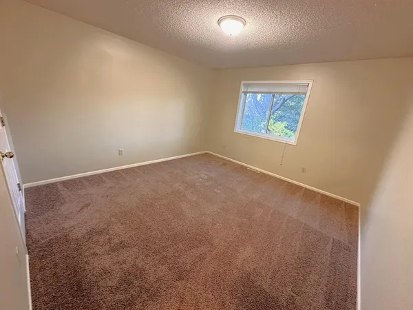 $1,950 | 535 6th Street North, Unit A, Hudson, WI 54016