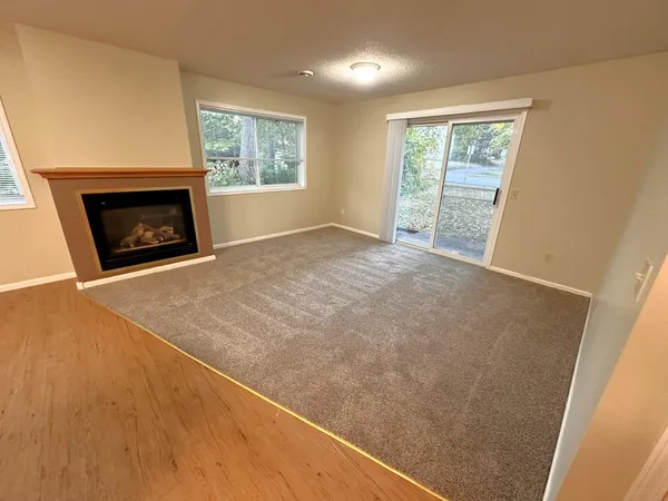 $1,950 | 535 6th Street North, Unit A, Hudson, WI 54016