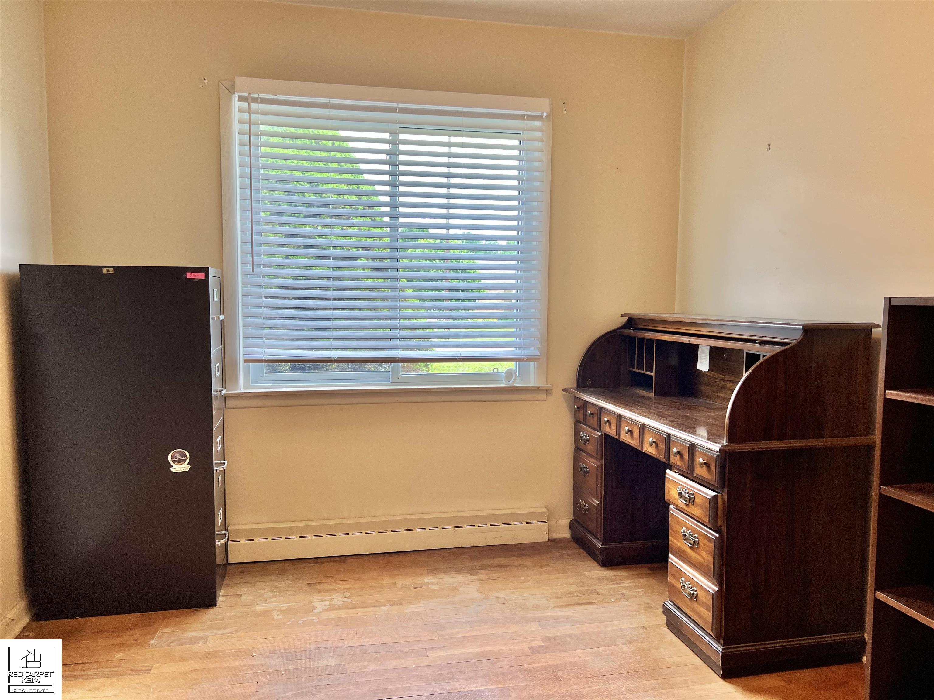 4292 Risedorph Street Burton, MI 48509 - Photo 8 of 30 50179257-2517a440-55f2-4a2e-a865-1e58bab5be4e.JPG