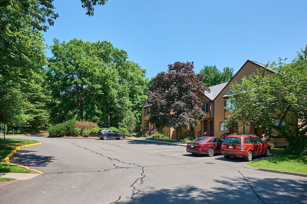 575 Bridge Road, Unit 134 Northampton, MA 01062 - Photo 27 of 35