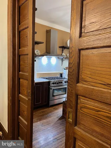 $1,690,000 | 811 Massachusetts Avenue Northeast, Washington, DC 20002