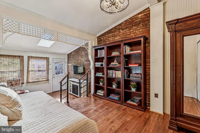 $1,690,000 | 811 Massachusetts Avenue Northeast, Washington, DC 20002