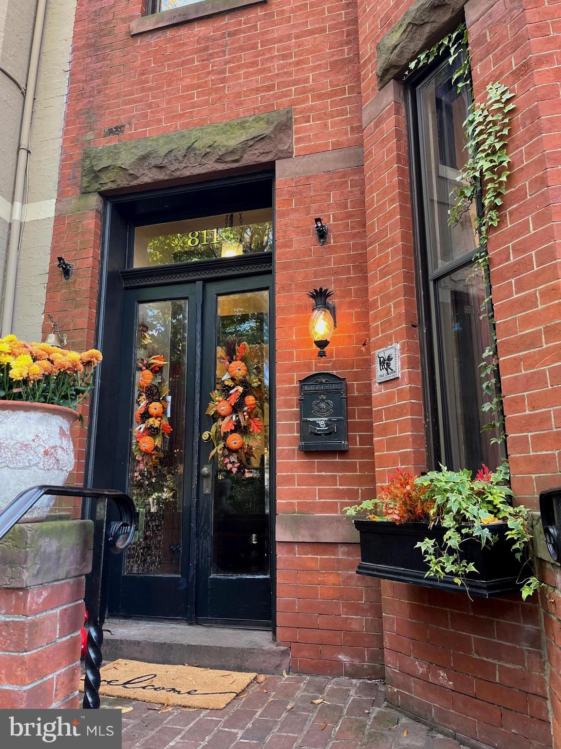 811 Massachusetts Avenue Northeast Washington, DC 20002 - Photo 3 of 56 Entrance