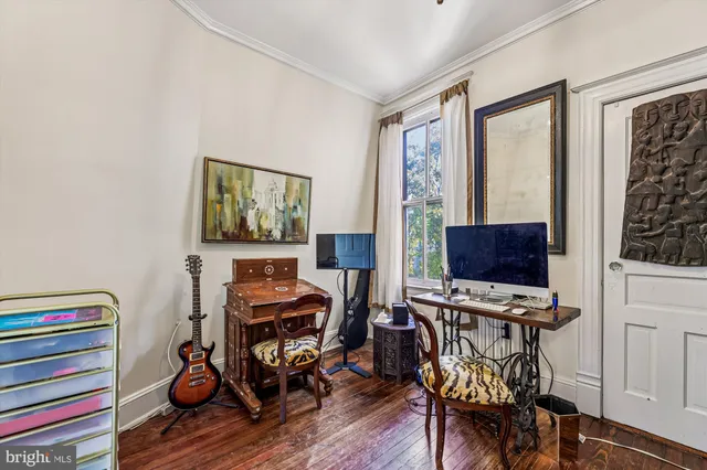 $1,690,000 | 811 Massachusetts Avenue Northeast, Washington, DC 20002