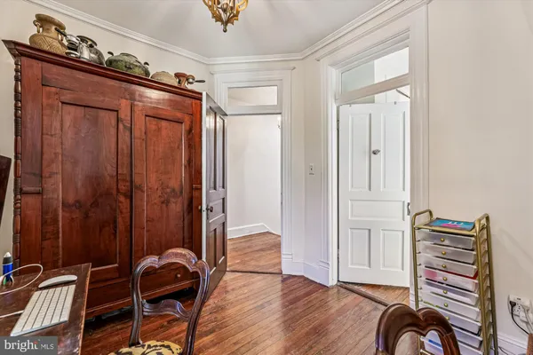$1,599,000 | 811 Massachusetts Avenue Northeast, Washington, DC 20002