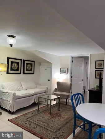 $1,599,000 | 811 Massachusetts Avenue Northeast, Washington, DC 20002