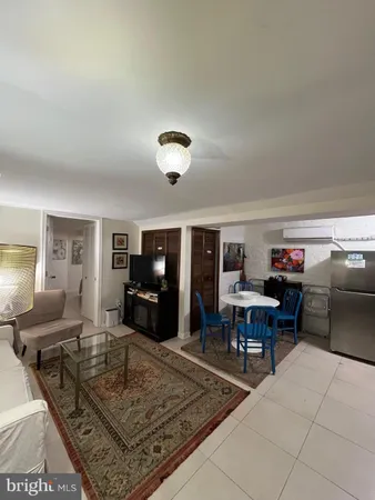 $1,599,000 | 811 Massachusetts Avenue Northeast, Washington, DC 20002