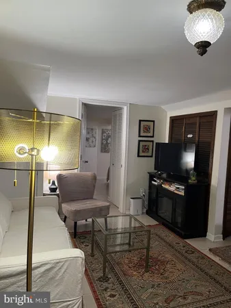 $1,599,000 | 811 Massachusetts Avenue Northeast, Washington, DC 20002