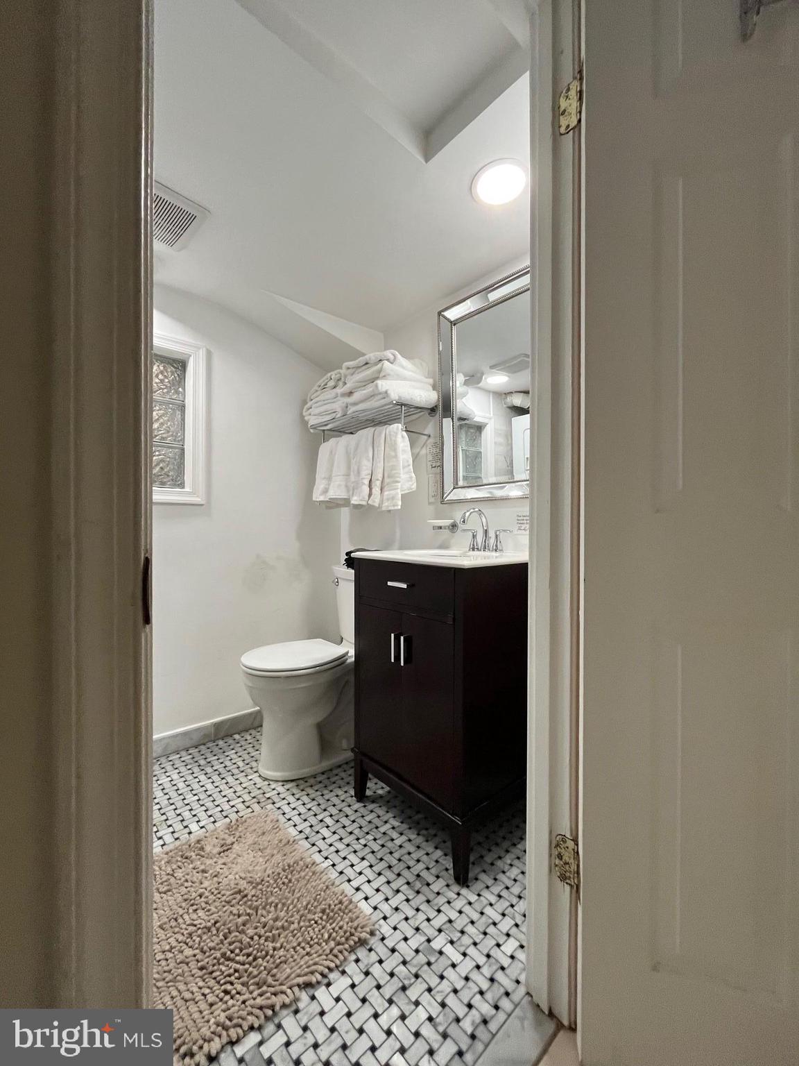 811 Massachusetts Avenue Northeast Washington, DC 20002 - Photo 44 of 56 Basement bathroom