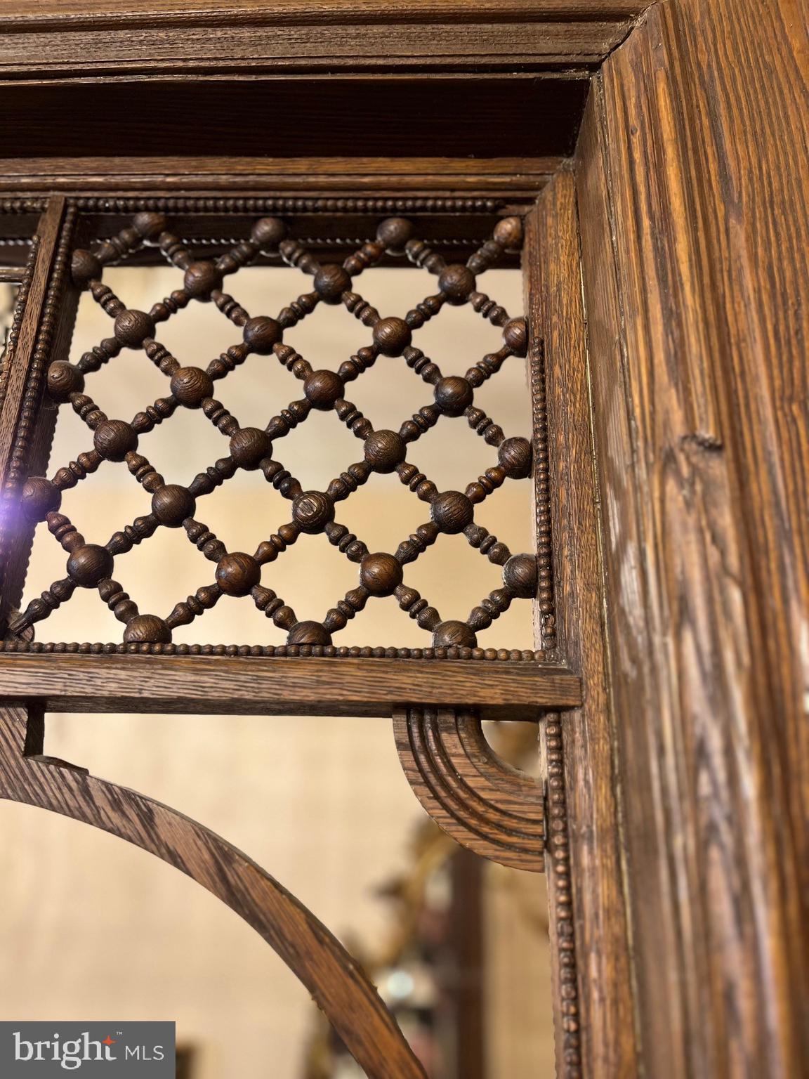 811 Massachusetts Avenue Northeast Washington, DC 20002 - Photo 6 of 56 Wood detail