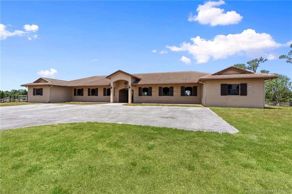 2393 Southwest Trailside Path Stuart, FL 34997 - Photo 43 of 48