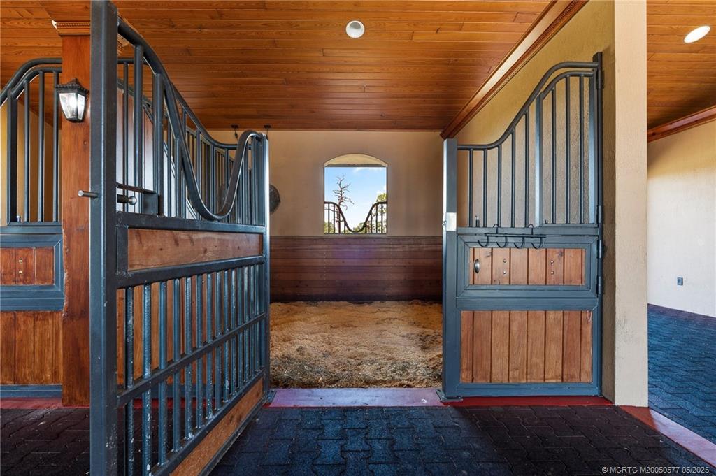 2393 Southwest Trailside Path Stuart, FL 34997 - Photo 7 of 48