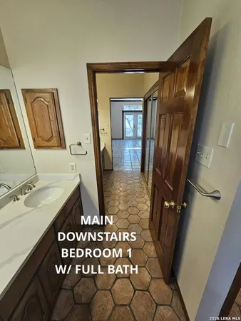 $3,150 | 7 Donore Square, San Antonio, TX 78229