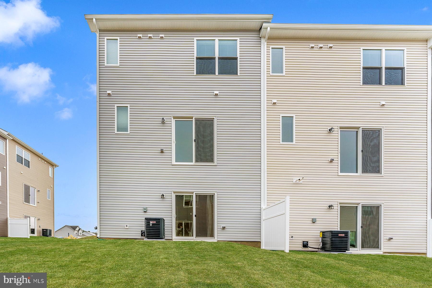 501 Iverson Road Waynesboro, PA 17268 - Photo 3 of 25 Rear Exterior
*Colors May Vary