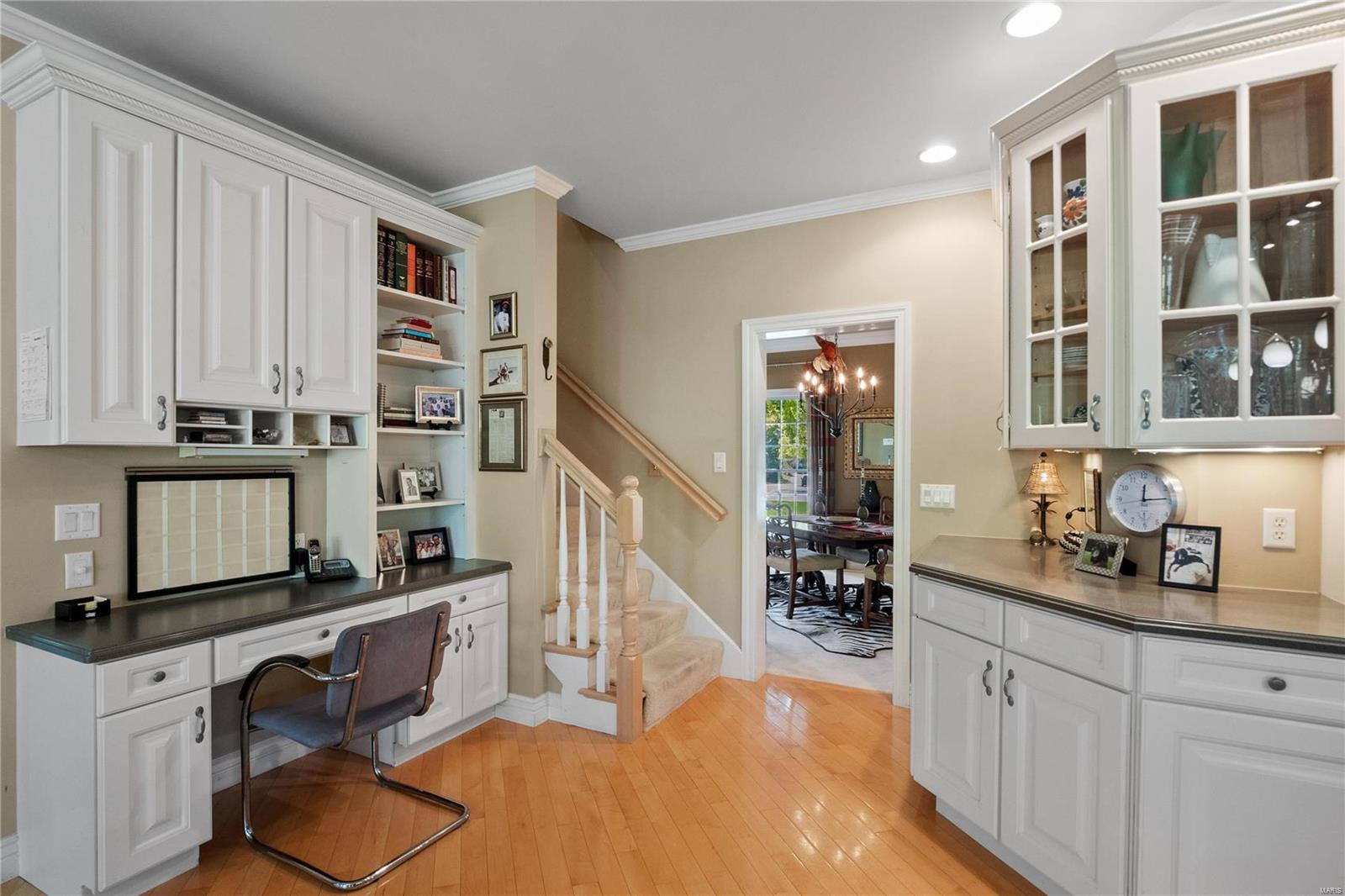 9595 Old Bonhomme Road St. Louis, MO 63132 - Photo 14 of 54