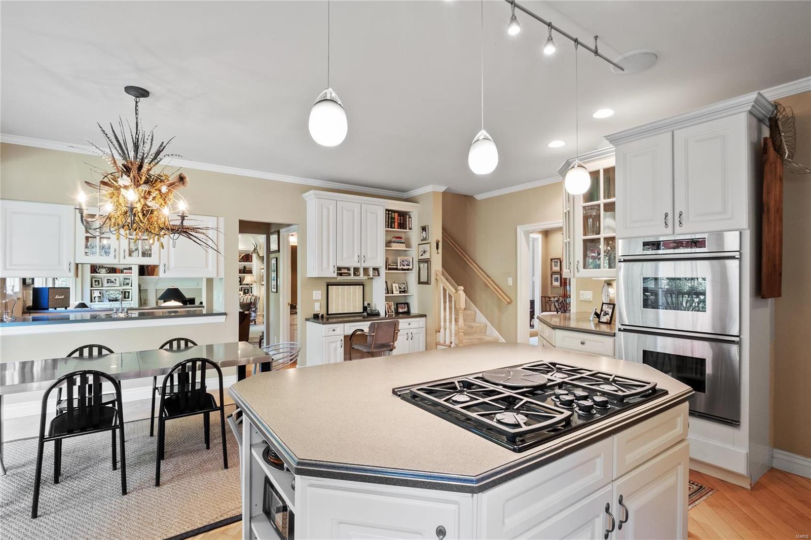 9595 Old Bonhomme Road St. Louis, MO 63132 - Photo 16 of 54