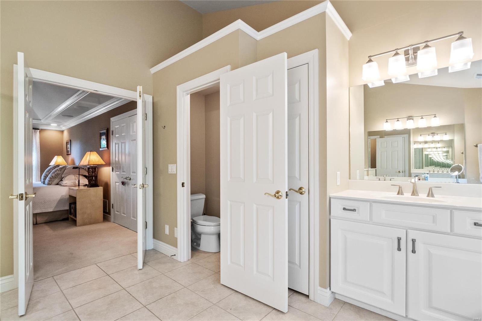 9595 Old Bonhomme Road St. Louis, MO 63132 - Photo 26 of 54