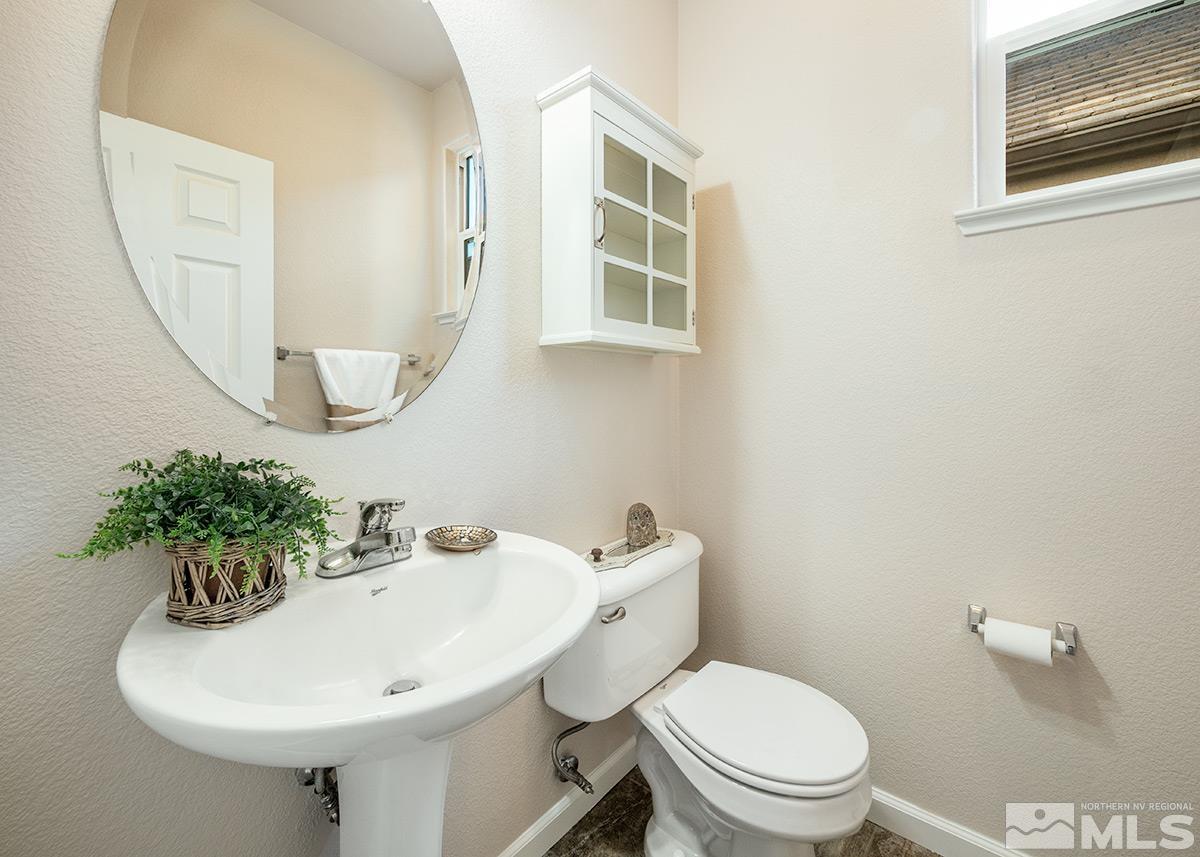 11275 Parma Way Reno, NV 89521 - Photo 7 of 35 Photo 7