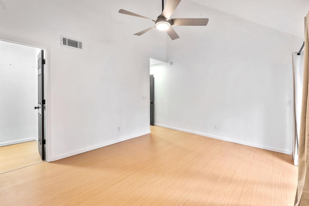 421 Cambridge Circle, Unit F5 Murrells Inlet, SC 29576 - Photo 13 of 36