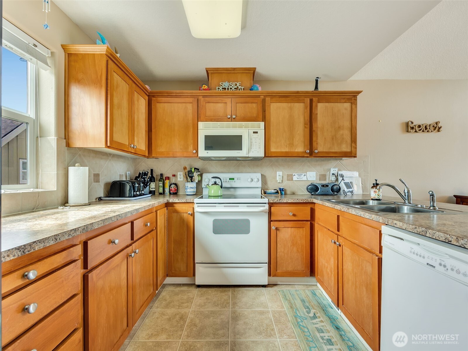 316 7th Street Southwest, Unit 13 Long Beach, WA 98631 - Photo 16 of 33