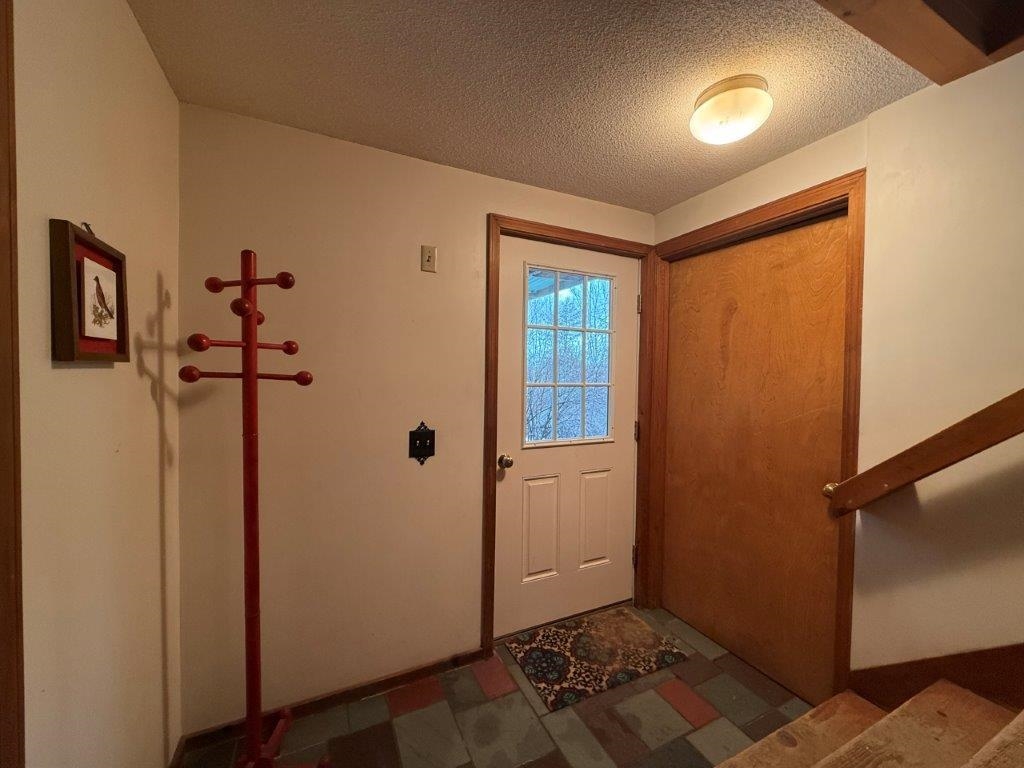 33 Kolbe Lane Enfield, NH 03748 - Photo 33 of 54