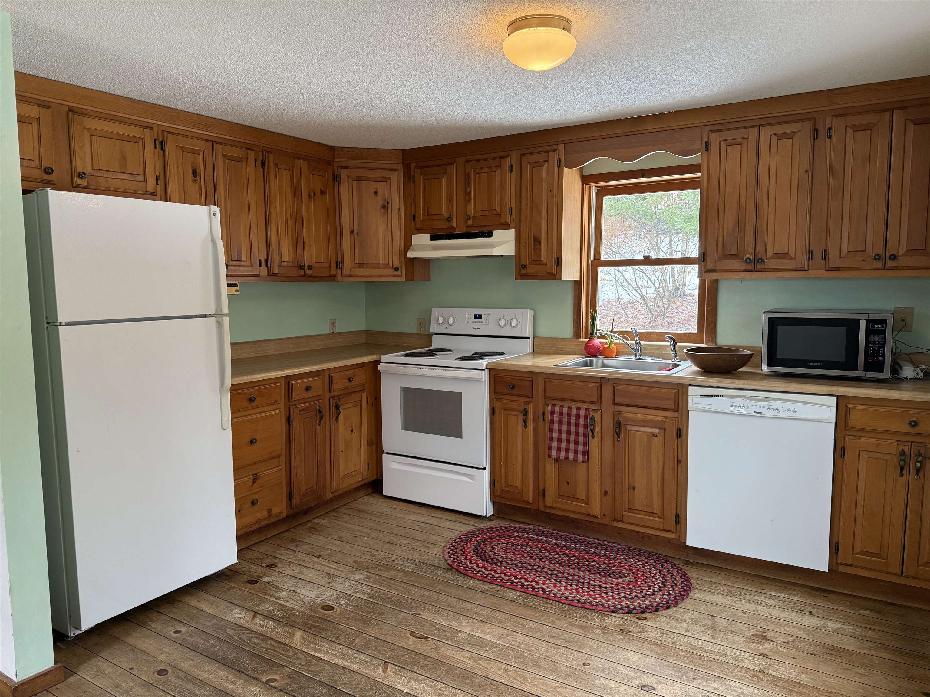 33 Kolbe Lane Enfield, NH 03748 - Photo 6 of 54