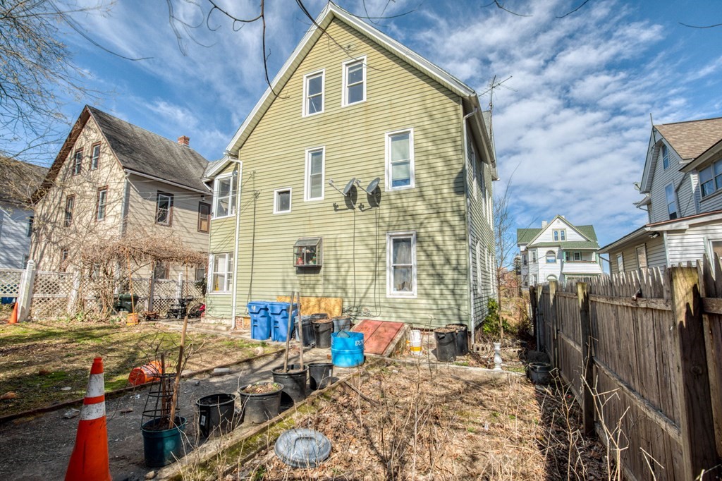 57 Acushnet Avenue Springfield, MA 01105 - Photo 20 of 20 Gallery Image 20