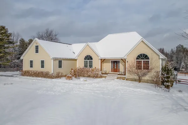 $549,900 | 4191 Union Street, Levant, ME 04456