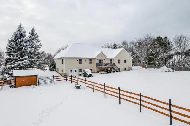 $549,900 | 4191 Union Street, Levant, ME 04456