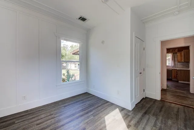 $309,900 | 743 South Blanco Street, Lockhart, TX 78644